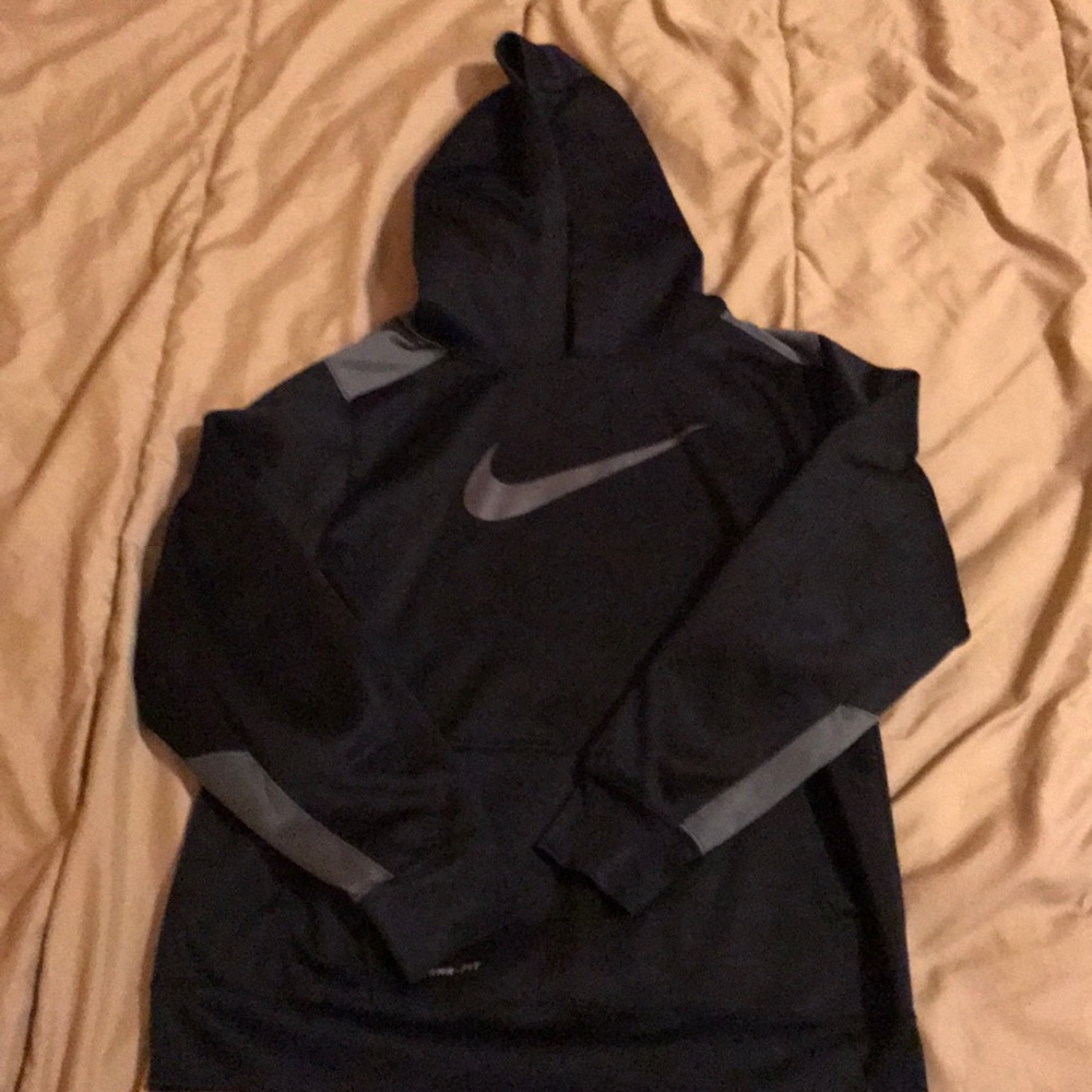 Nike Youth hoodie. Size xl